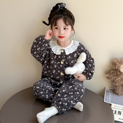 女童睡衣2025新秋冬儿童法兰绒加厚保暖休闲碎花家居服珊瑚绒套装