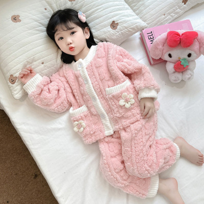 女童睡衣秋冬2025新款法兰绒花朵口袋开衫女宝宝居家服珊瑚绒套装