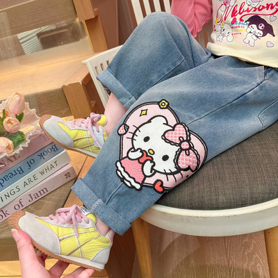 女童裤子2026新款春秋女宝宝长裤大爱心KT猫牛仔裤休闲时髦儿童款