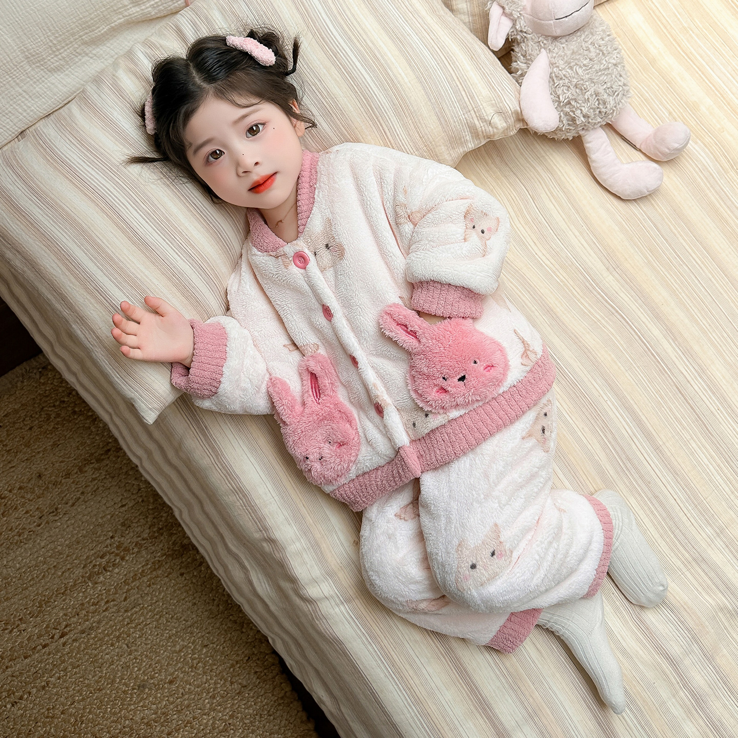 女童睡衣套装2025新款双层加厚保暖珊瑚绒家居服休闲法兰绒开衫款