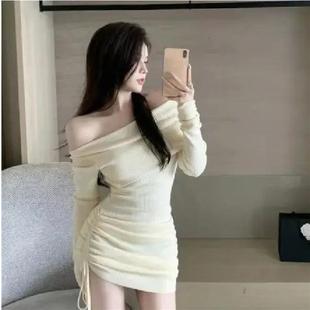 辣妹纯欲风性感一字肩超显身材小个子紧身包臀连衣裙2025秋冬新款