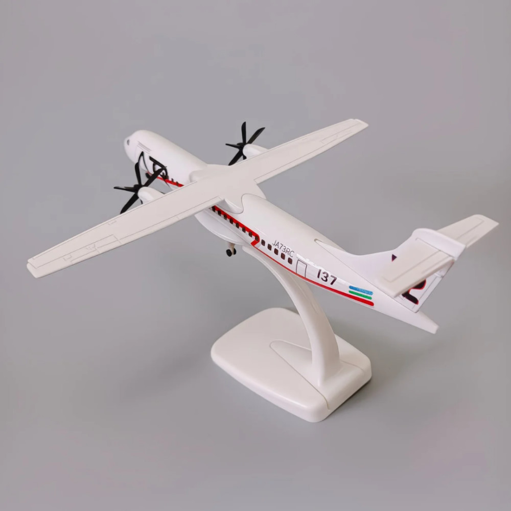 日航的飞机模型ATR 72仿真合金航模摆件带轮子收藏