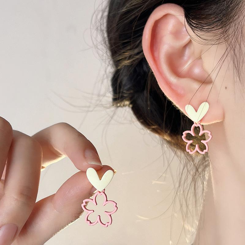 森系爱心花朵纯银耳环