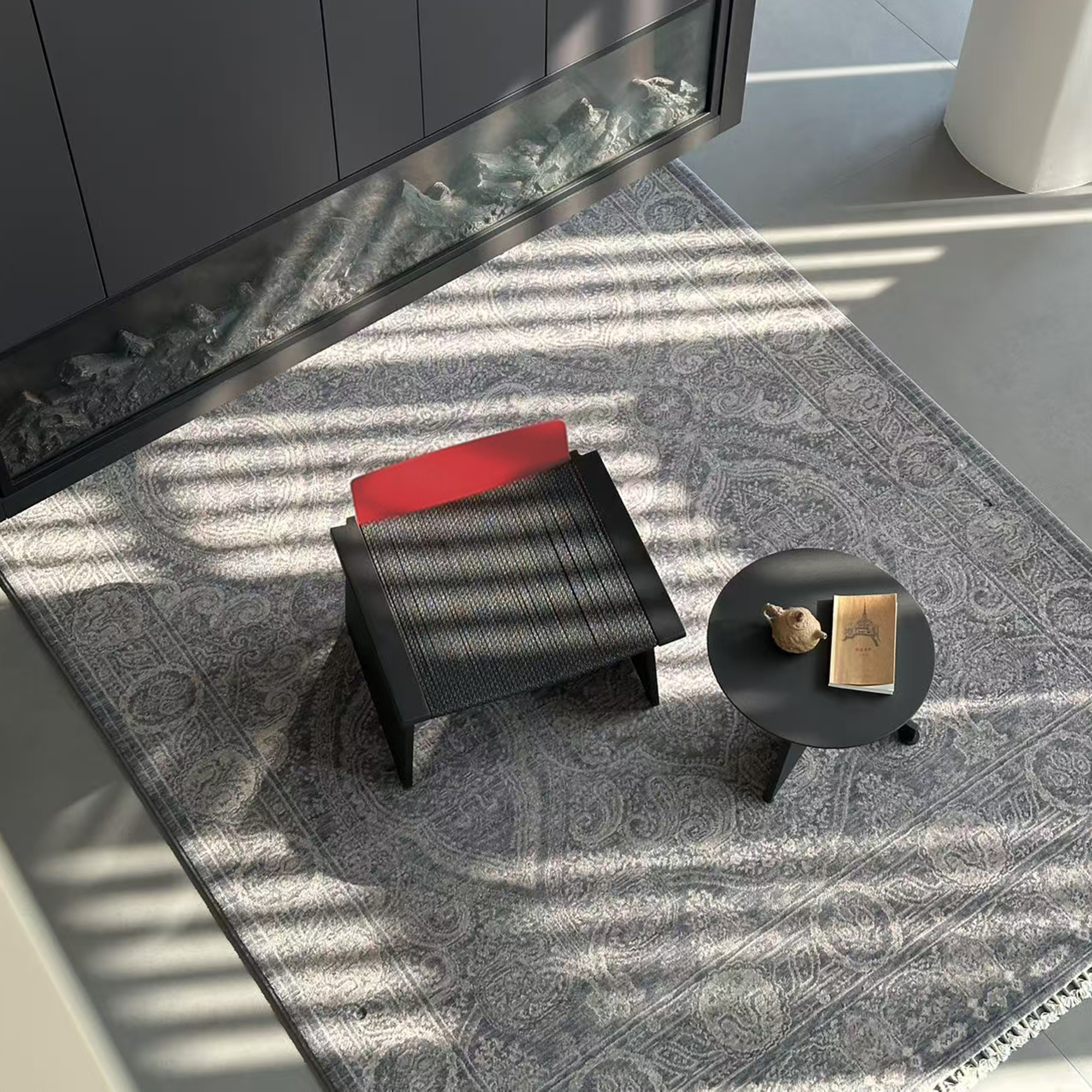 舍蔓失衡休闲椅轻奢小众设计师款