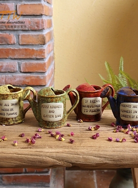 美式田园英文字母洒水壶花缸 陶瓷釉面摆件 橱柜摆件庭院摆件