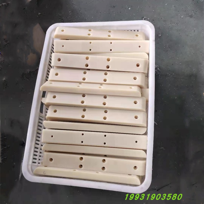 含油自润滑高温可用塑料尼龙板条 PA66尼龙垫板 MC浇铸尼龙板