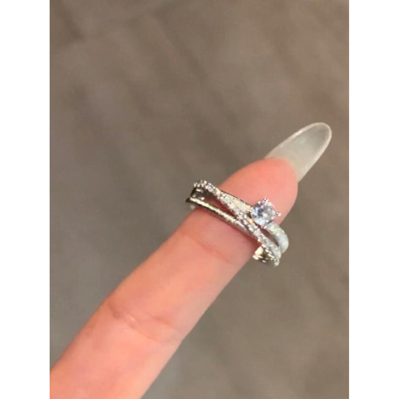 清冷感爆闪仿锆石三环星轨戒指女