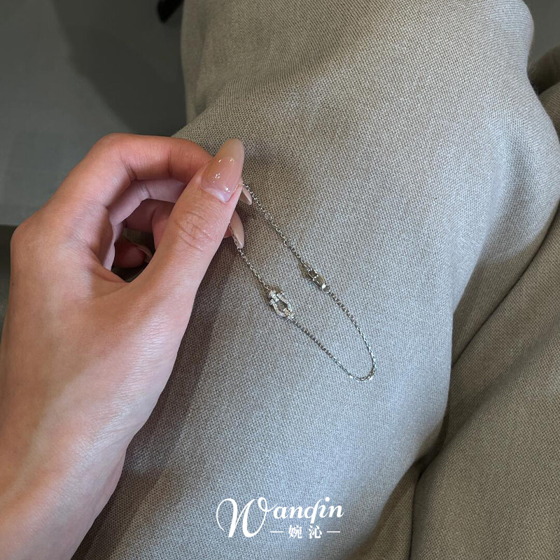 中古银色爆闪马蹄扣手链女款轻奢小众精致手串冷淡风百搭气质手饰,饰品/流行首饰/时尚饰品新,手链,淘宝优惠券,粉丝福利购,淘宝优惠卷