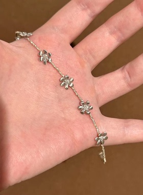 清冷感六瓣花朵手链女款2025新款