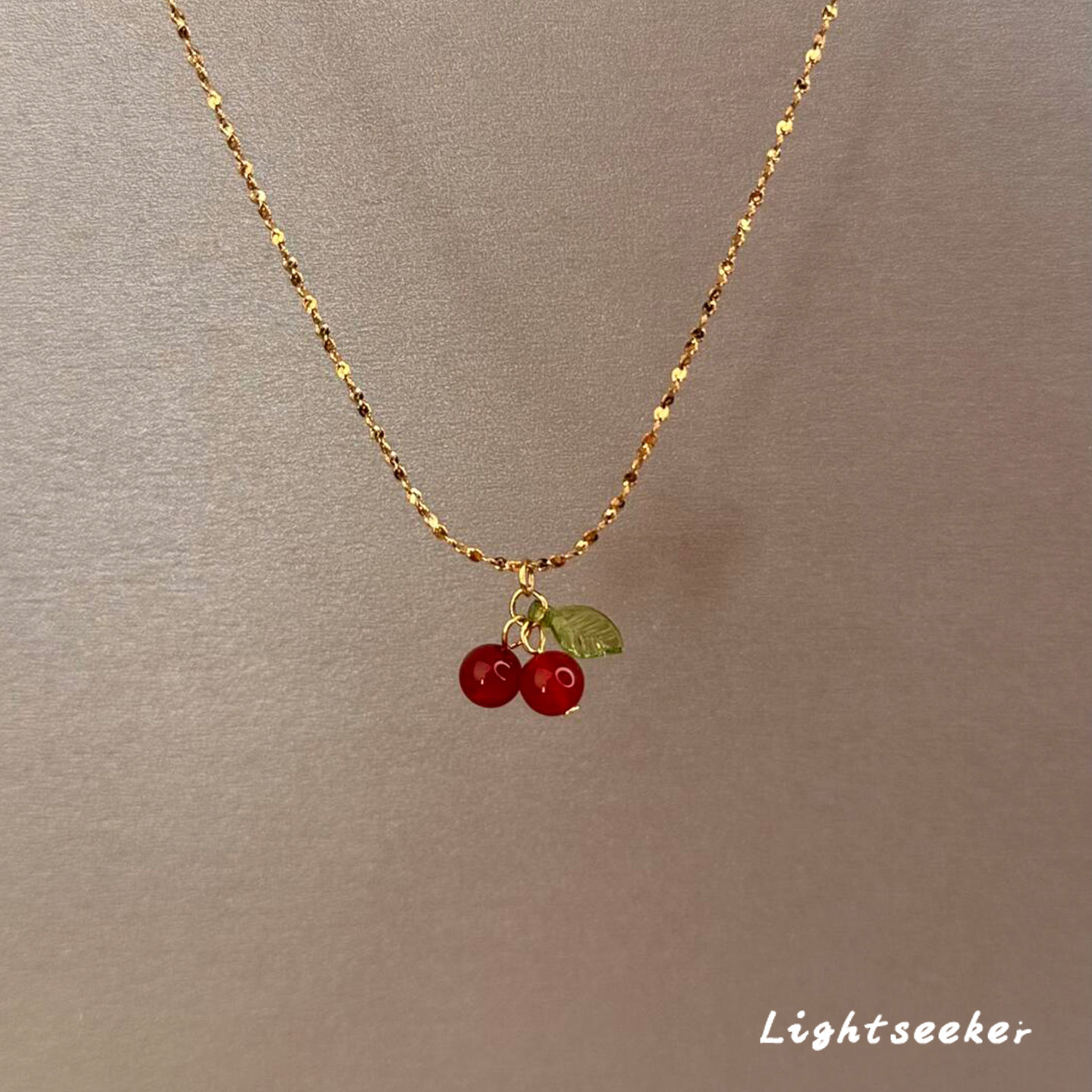 新中式仿红玛瑙樱桃项链女可爱甜美风轻奢高颜值钛钢锁骨链不掉色