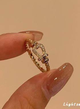 设计款中古金色马蹄扣戒指女开口