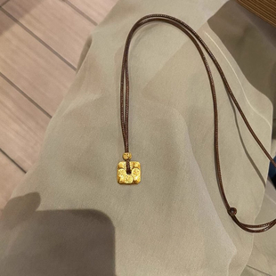 s925纯银金色方形项链女复古高级感轻奢棕绳小众设计气质感锁骨链