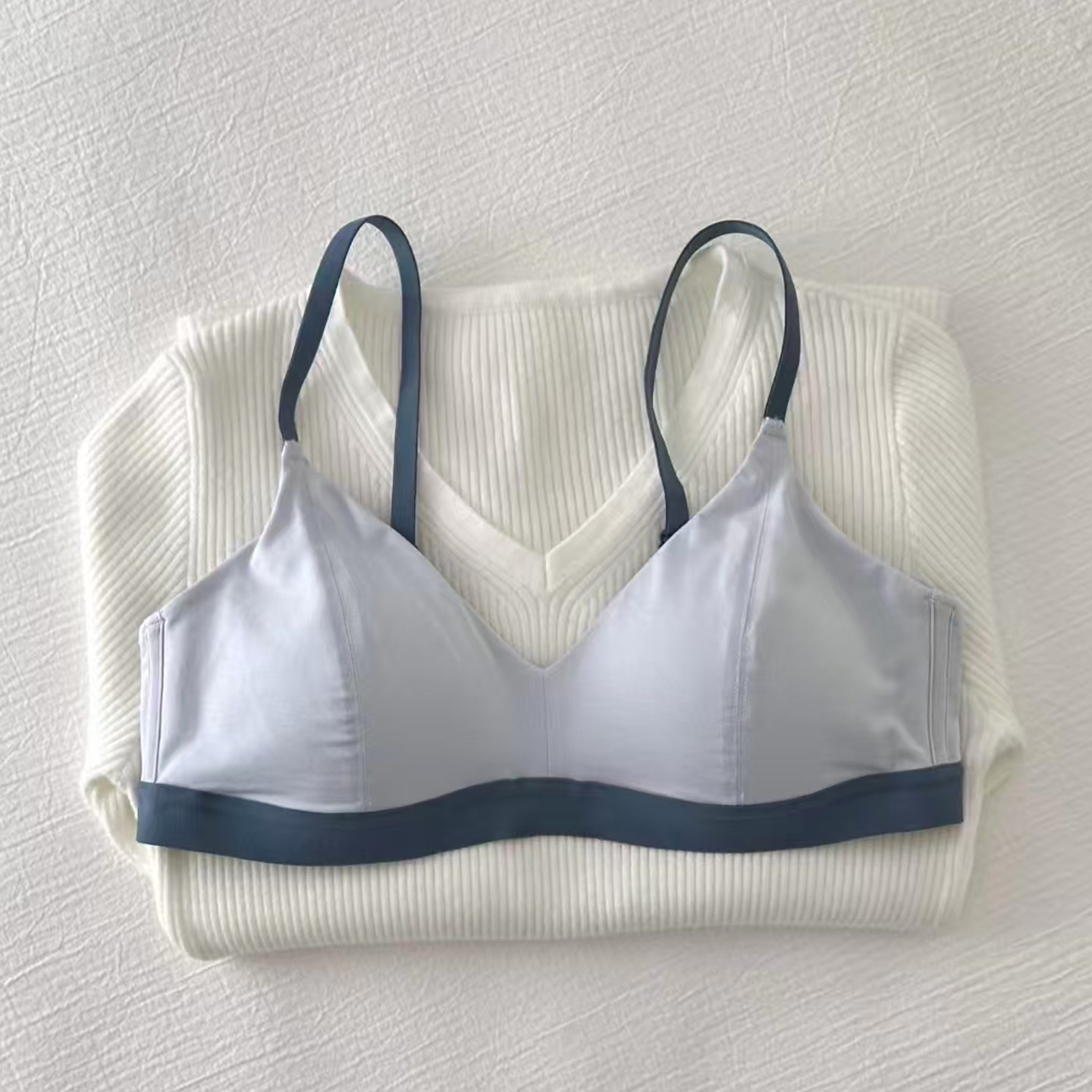 内衣女薄款小胸法式Bralette三角杯莫代尔舒适无钢圈撞色肩带文胸