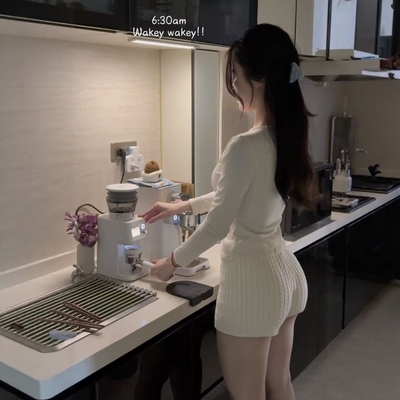 韩系小众设计感坑条针织短裤女