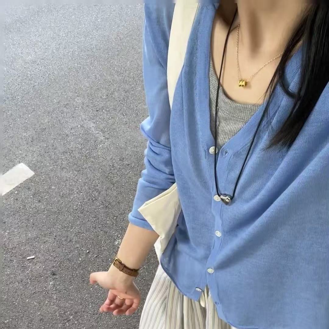 清新蓝色冰丝开衫女V领纽扣针织衫薄款气质外搭明媚感穿搭