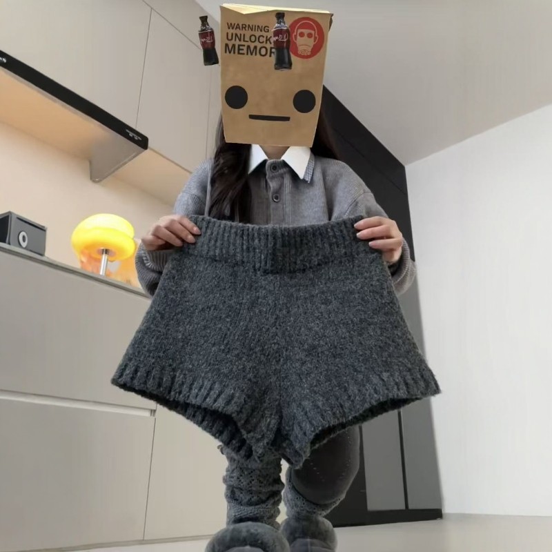 韩国chic高级感遮肉显瘦针织短裤女秋冬新款a字阔腿靴裤毛线裤子,女装/女士精品,休闲裤,淘宝优惠券,粉丝福利购,淘宝优惠卷