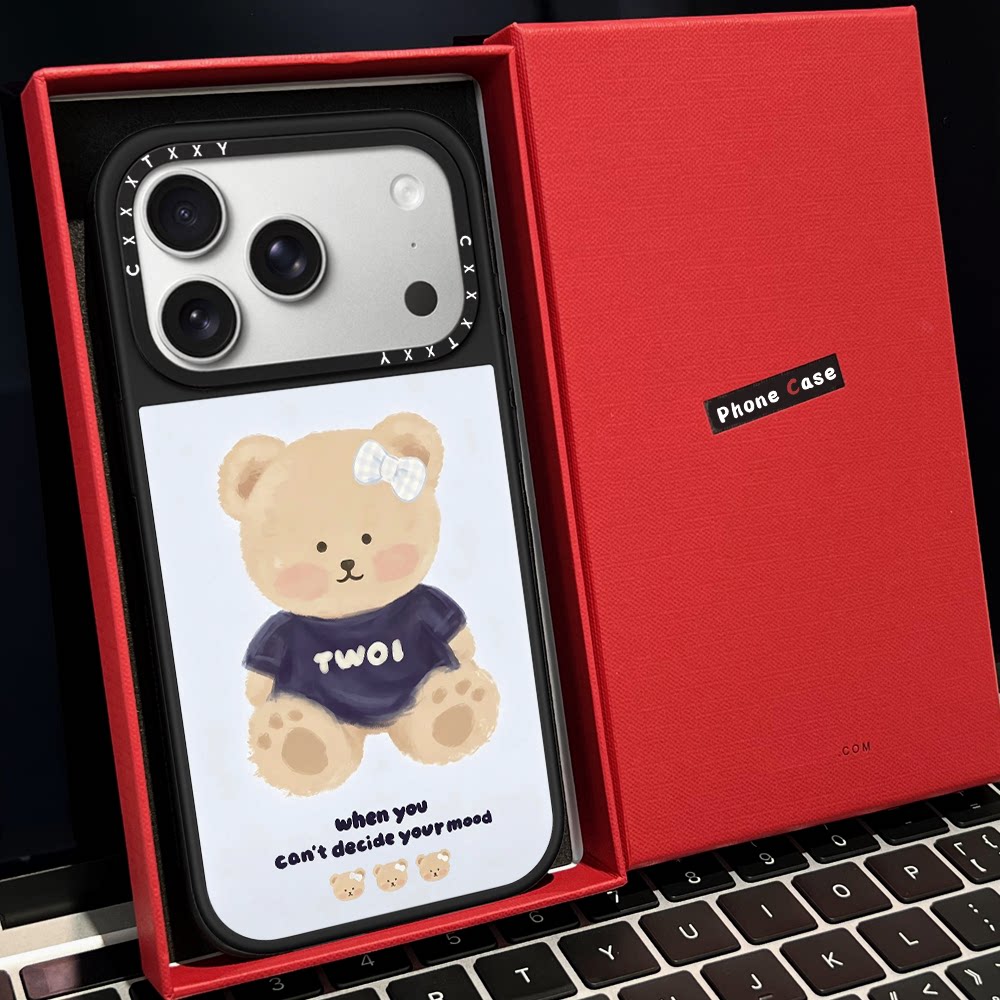 C家TWOI小熊头像化妆蓝衣粉衣磁吸MagSafe适用苹果17/18proMax手机壳iPhone15防摔16pro保护套13/14镜面17Air