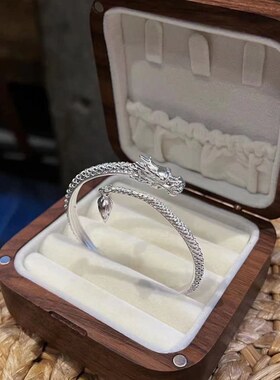 本命年神龙摆尾手镯女生肖龙开口镀银镯子男款高级情侣礼物ins