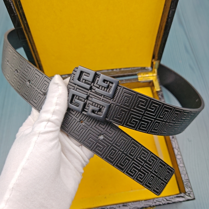 4G扣新款高档皮带腰带男士百搭平滑真皮牛皮经典压纪大牌商务休闲