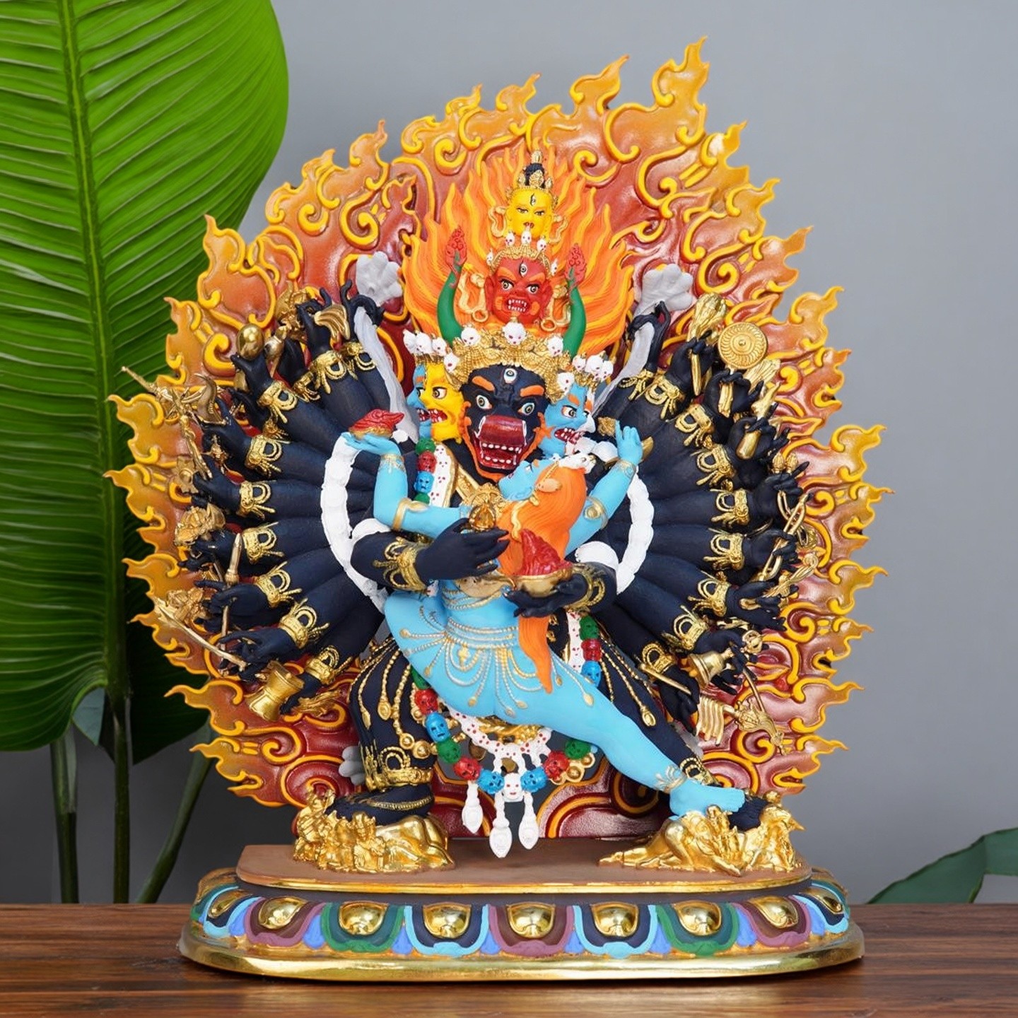 藏传密宗彩绘双身大威德金刚佛像尼泊尔工艺纯铜手工錾刻带背光