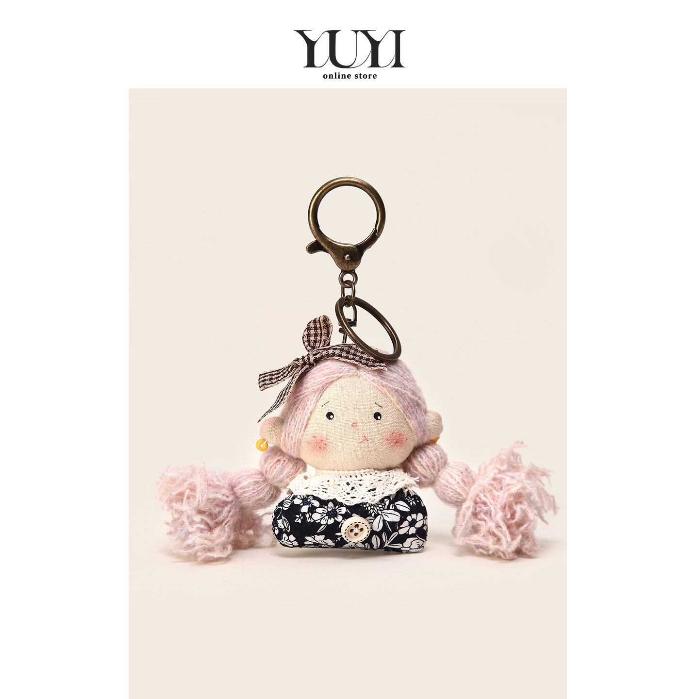YUYI原创可爱韩系粉色蝴蝶结女孩手工布艺玩偶书包包挂件车钥匙扣