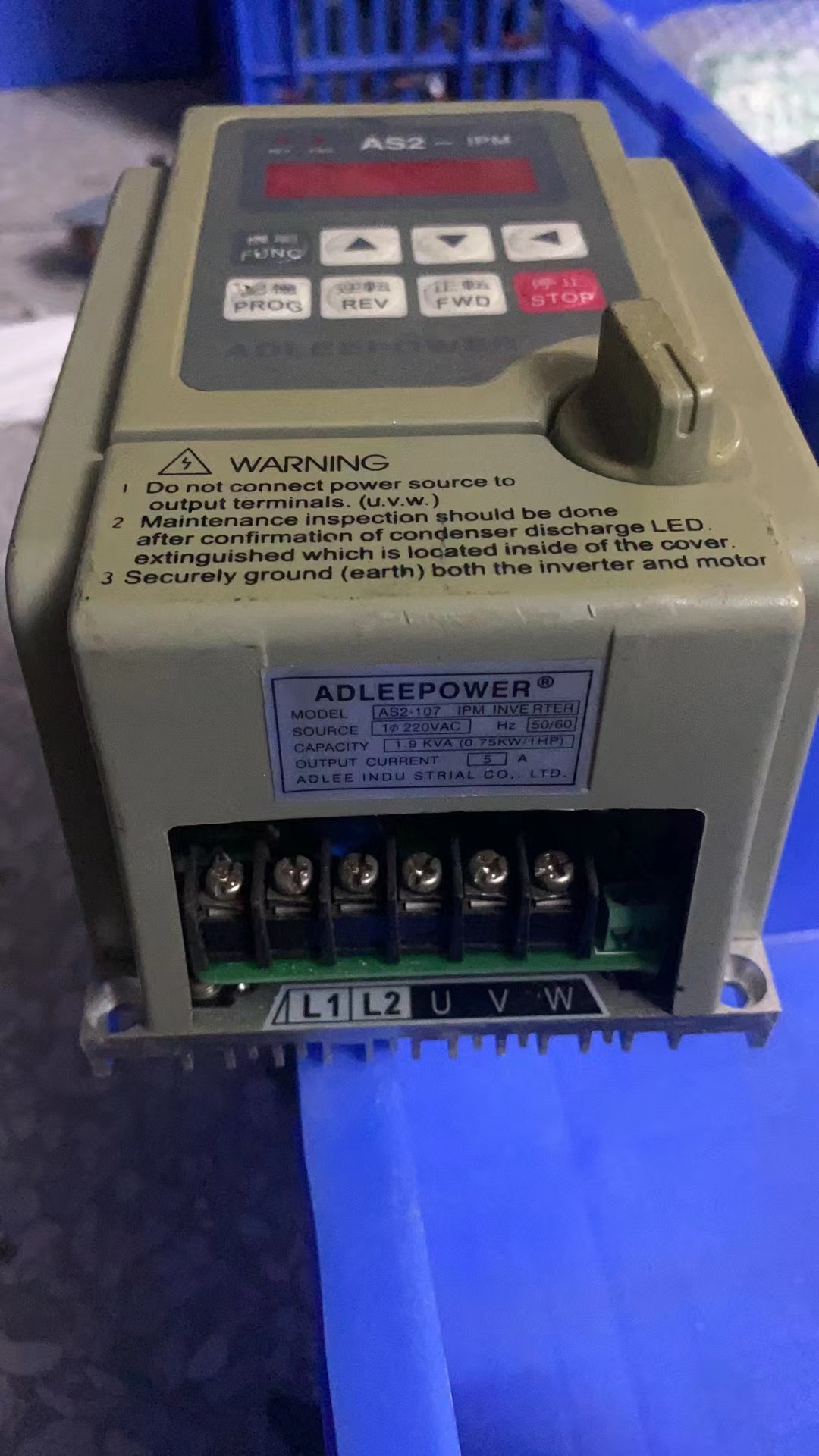 二手爱德利变频器AS2-107 单相220V 0.75kw AS2-104 0.4kw 包好