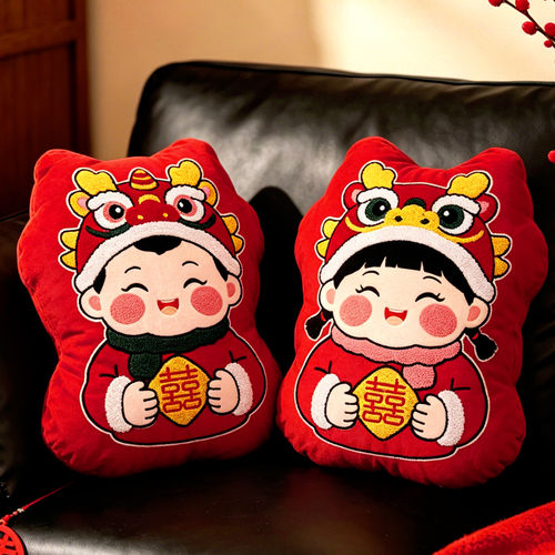 压床娃娃一对结婚新款高档婚礼红色喜字抱枕婚庆公仔可爱金童玉女