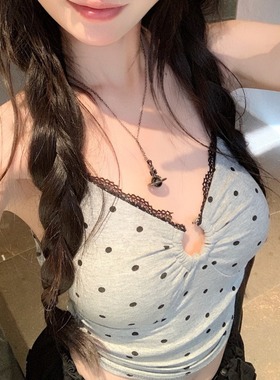 性感垫设计自带点显吊带内瘦小洋气波小众女装胸搭背心打底辣妹女