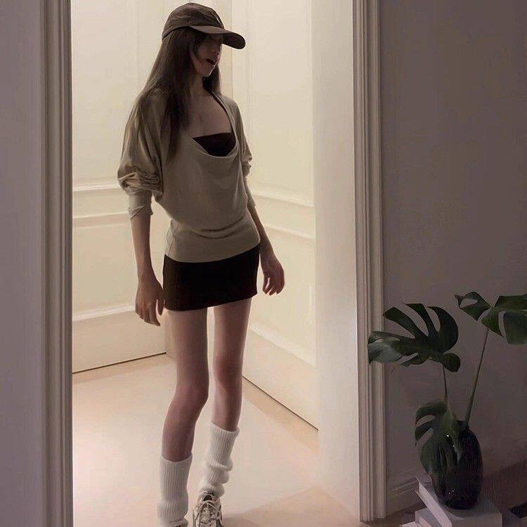 法式慵懒套装女秋季休闲罩衫T恤内搭吊带上衣纯欲包臀短裙两件套
