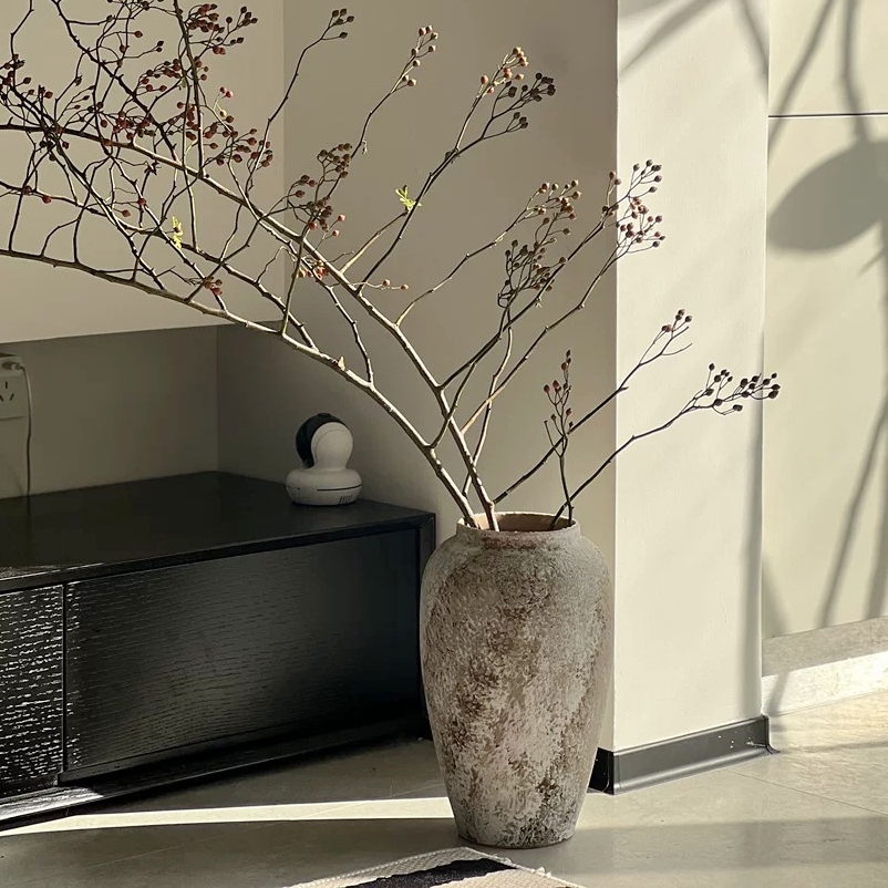 侘寂风大号白色浮雕陶瓷花器鲜花水培插花瓶客厅民宿客厅玄关摆件