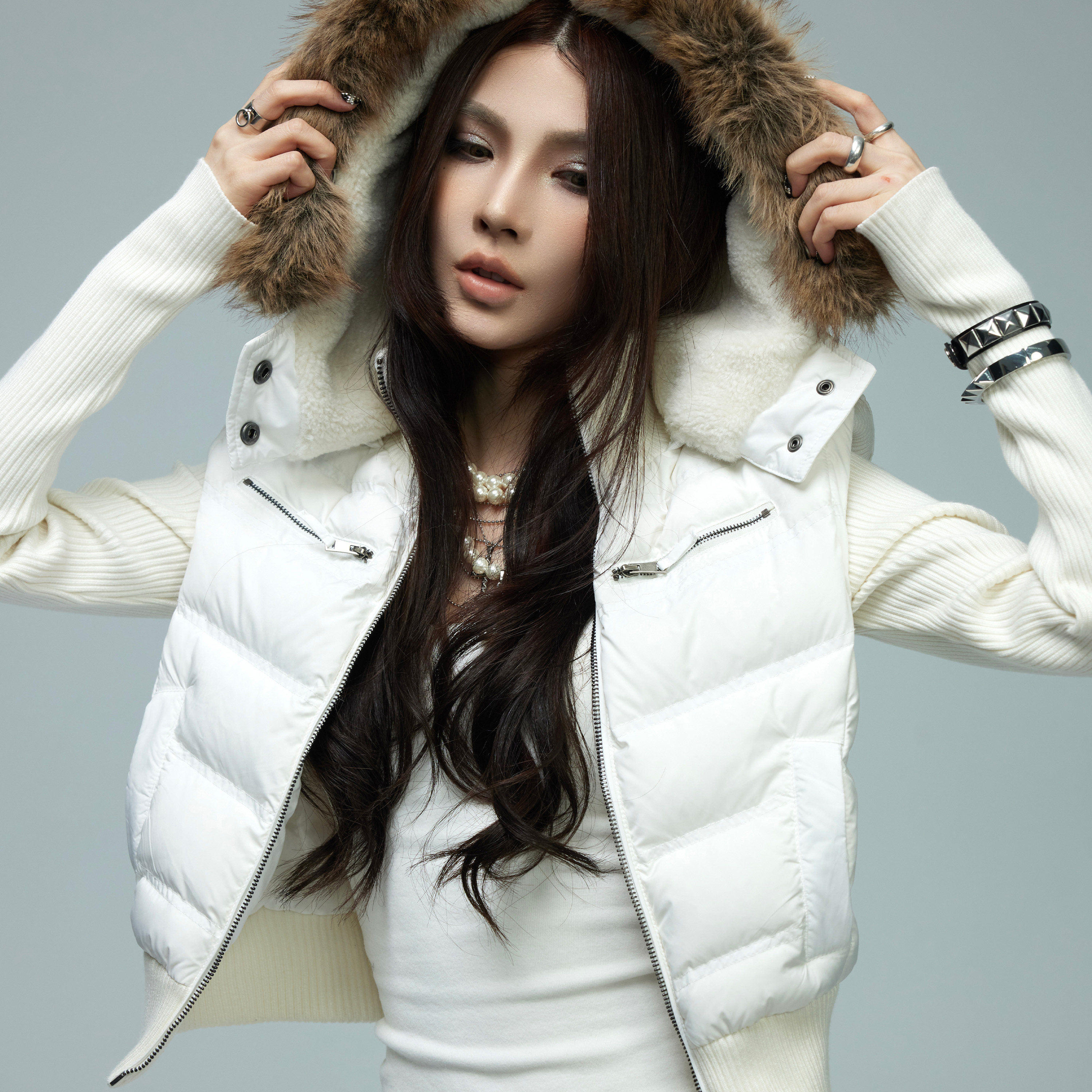 秋冬内搭连帽可拆卸短款羽绒马甲