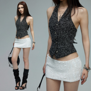 优雅摩登修身 0120 显瘦小香风异型扣马甲时髦随性背心 common