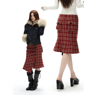 巨显身材 0120 小众单排活扣开叉格子鱼尾包臀裙 common