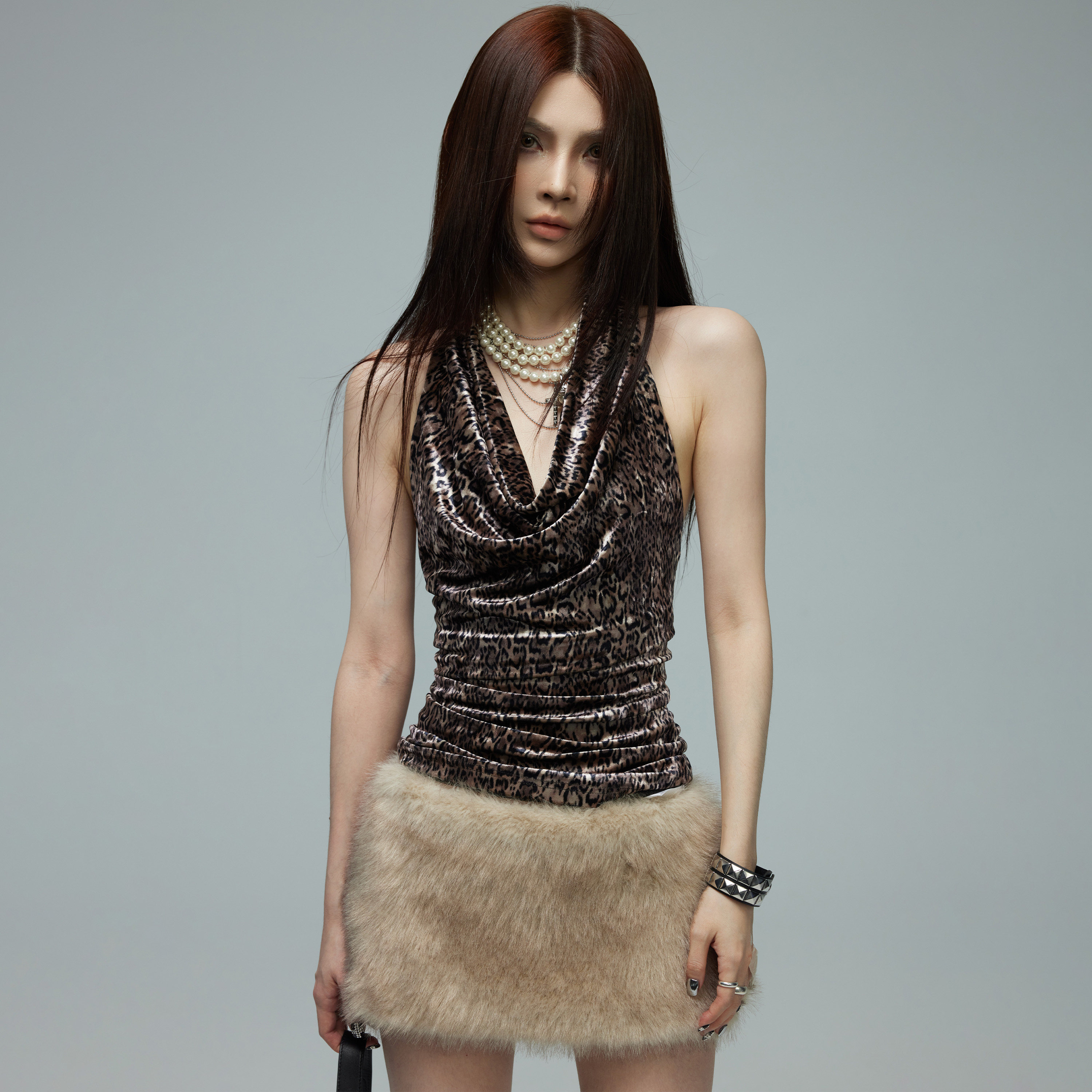 豹纹荡领丝绒绑带性感吊带背心女