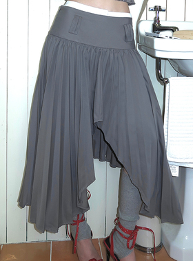Common in 0120灰默时代 自制灰色高级不规则辣妹风百褶半身裙女