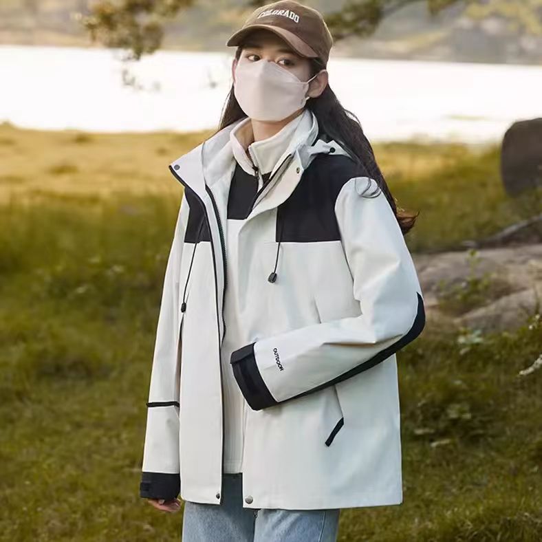 冲锋衣女三合一可拆卸内胆2025新款秋冬情侣防风爬山男女大码外套