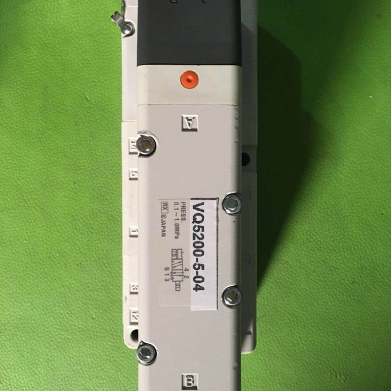 询价正品电磁阀VQ5200-5-04