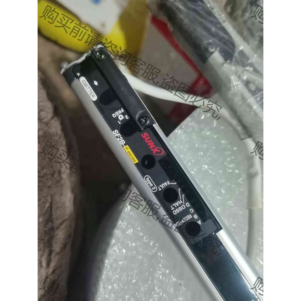 功能正常议价 神视安全光栅幕，型号SF2B-H28-N有四条，型号都一