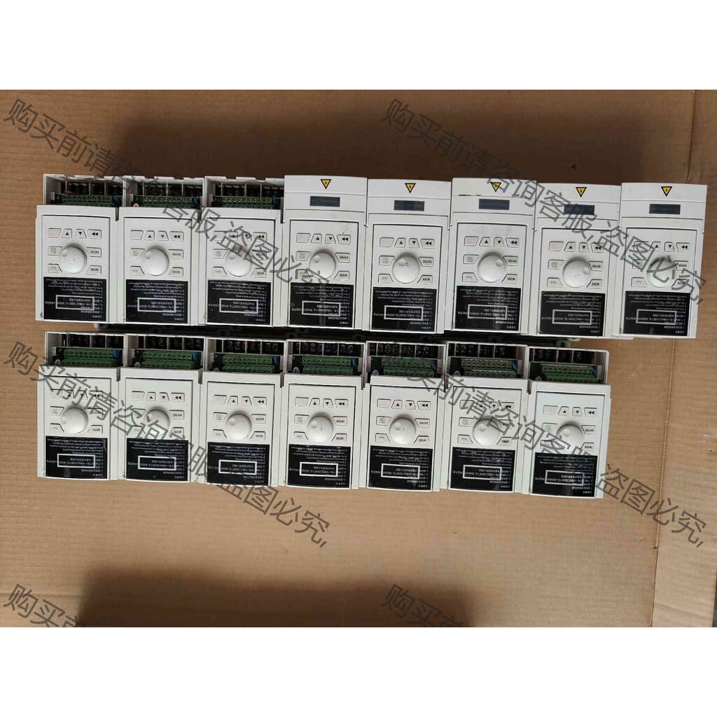 功能正常议价 拆机研智变频器V810A0-2S0015G/0022P