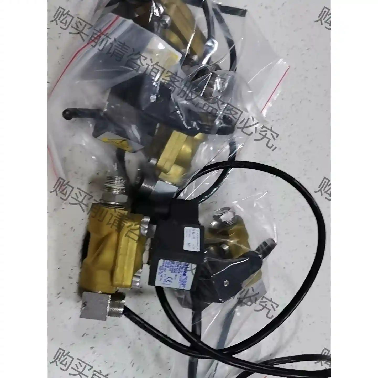 爱尔康电磁阀 ALCON 17D11Z1C1-1A71 H5 先议价 拆机货包好