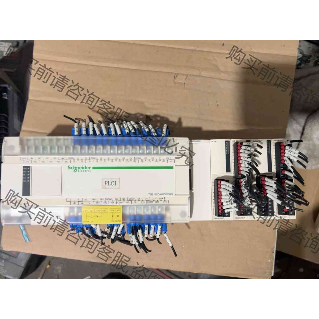 功能正常议价 施耐dePLC（TM218LDA40DRPHN）二手拆