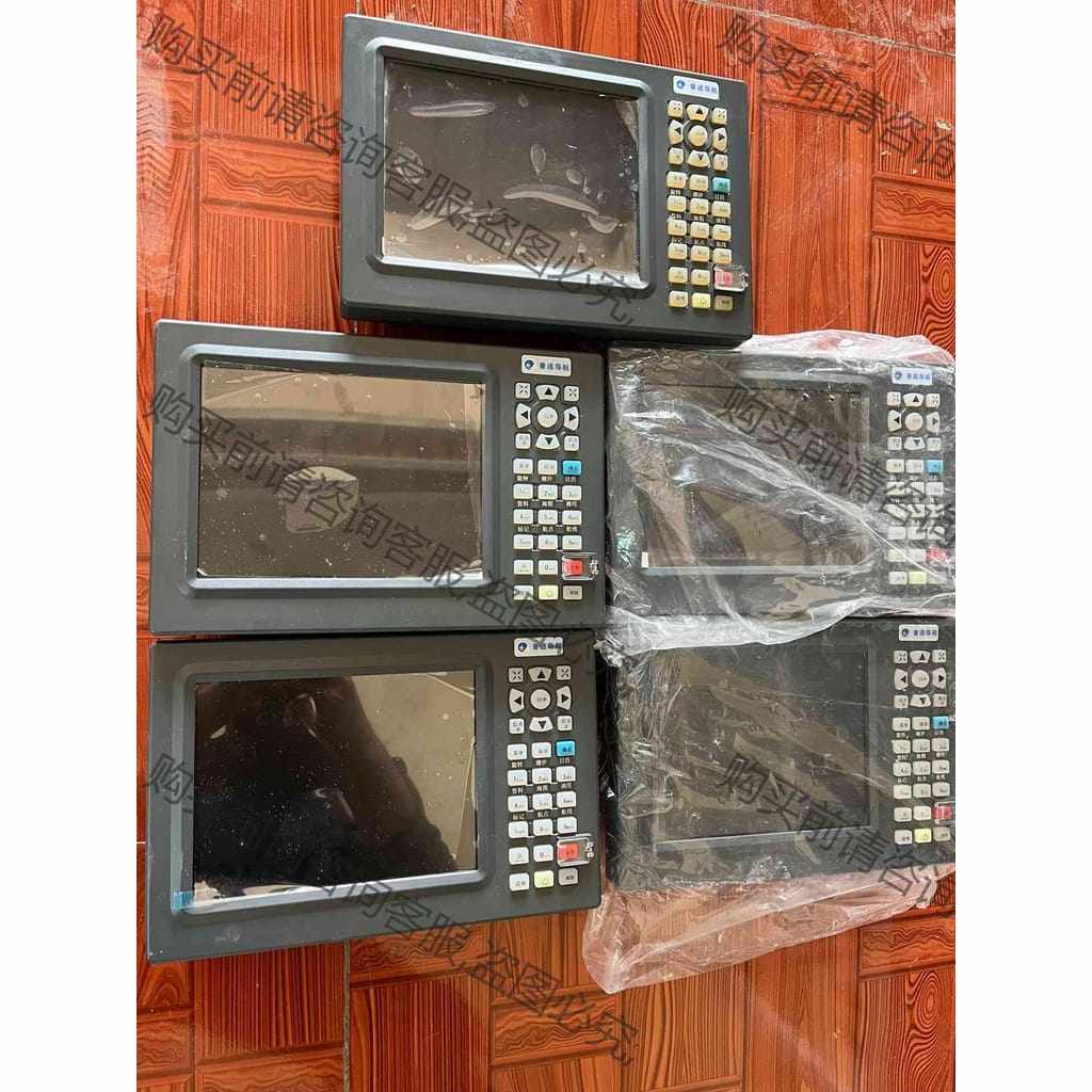 功能正常议价 普适导航A800，共用AIS8寸显示屏