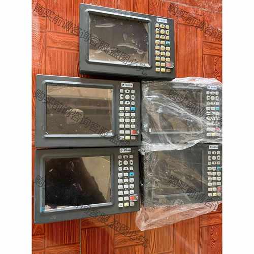 功能正常议价 普适导航A800，共用AIS8寸显示屏