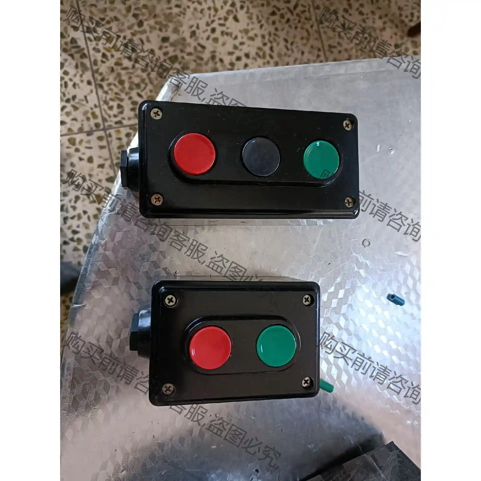 按钮盒 LA4-2H 2.5元一个，3H 3.8元包 先议价 拆机货包好