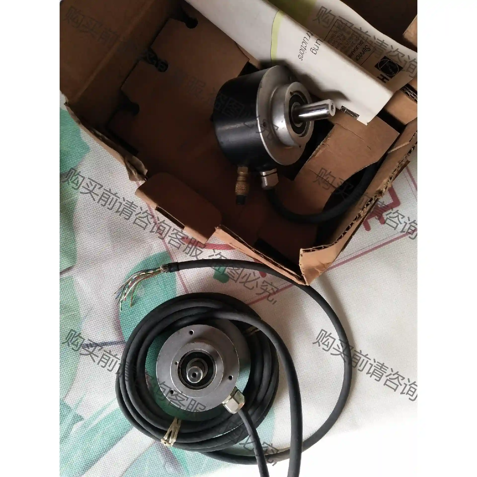 海德汉编码器2个，新没有用过，bu是拆机，一个有盒一个没有盒，