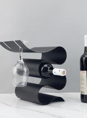 现代简约S形金属红酒架样板间酒柜书房客厅餐厅桌面装饰摆件