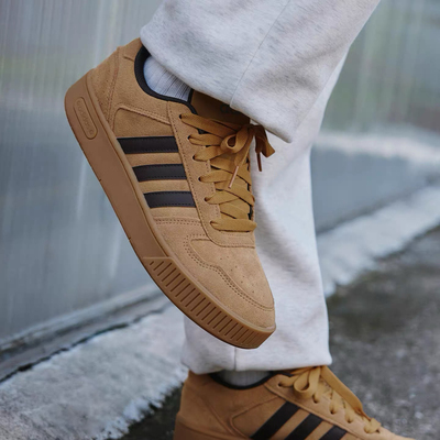 adidas D-PAD CLASSIC 时尚舒适防滑耐磨 低帮板鞋男女同款KK1415