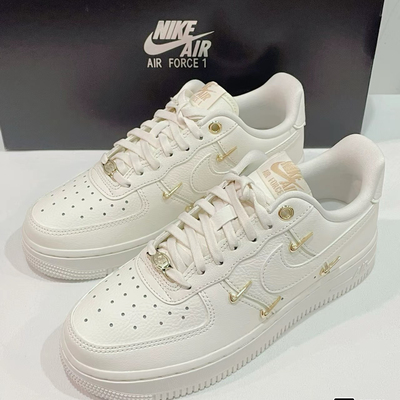 Nike Air Force 1空军一号AF1白金四勾复古运动板鞋FV3654-111