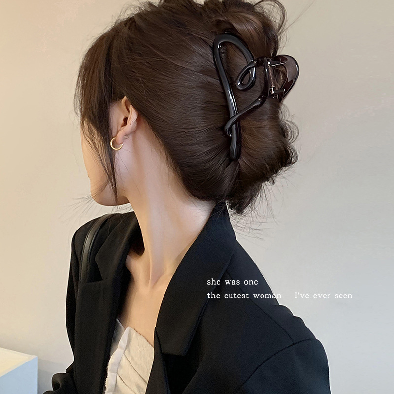 tktk亚克力哑光发夹女后脑勺盘发爱心抓夹鲨鱼夹子感气质头饰发卡