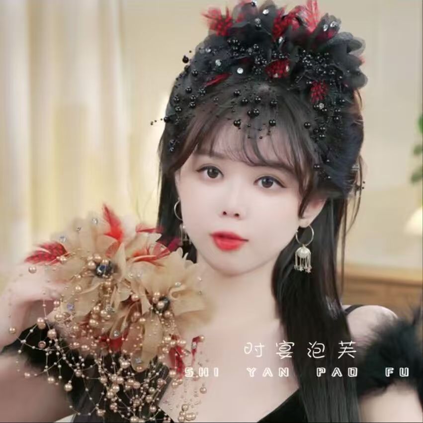 2024冬季新款珠珠羽毛鲨鱼夹感百搭波点发夹法式轻奢抓夹头花